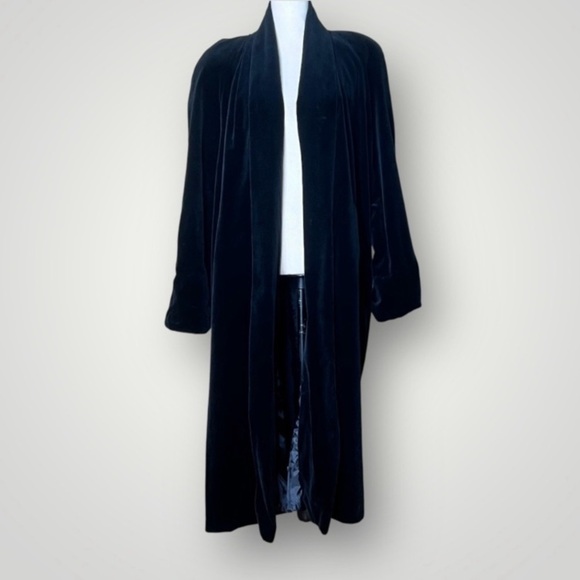 Vintage opera black velvet 1980s long swing coat size S duster oversized jacket - Picture 1 of 7